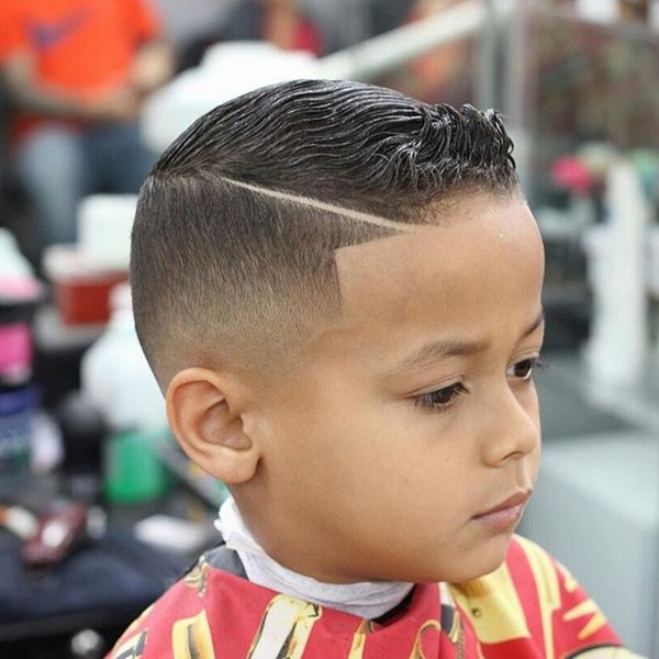 Modne frizure za dječake 2020-2021: foto
