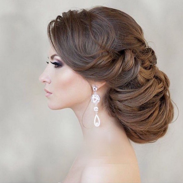 Wedding hairstyles 2019-2020. Best hairstyles for the bride: photos, ideas