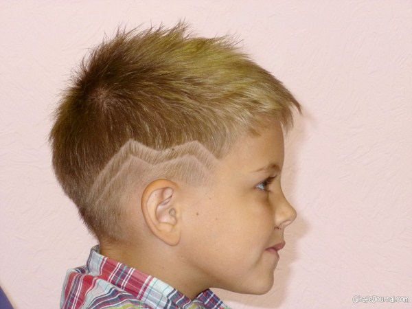 Mode haircuts til drenge 2020-2021: foto
