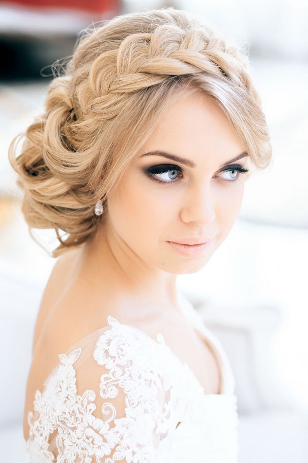 Γαμήλια χτενίσματα 2019-2020. Καλύτερα hairstyles για τη νύφη: φωτογραφίες, ιδέες
