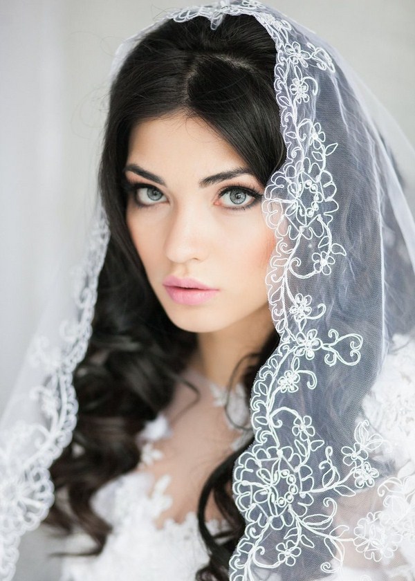 Όμορφο μακιγιάζ γάμου για τη νύφη 2020-2021: φωτογραφίες, ιδέες για μακιγιάζ γάμου