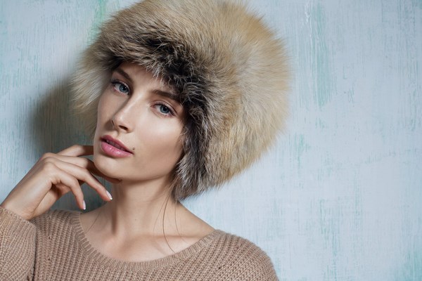 قبعات الشتاء للنساء 2019-2020: صور ونماذج واتجاهات