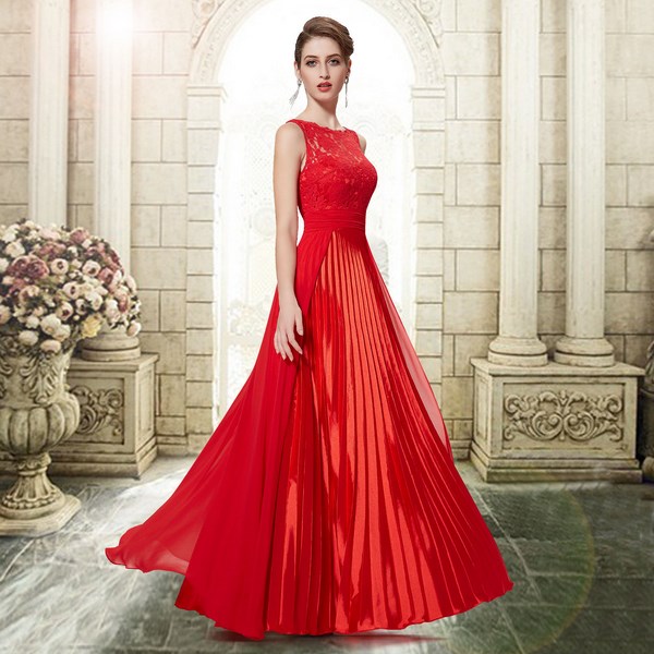 En güzel kırmızı elbiseler 2020-2021: fotoğraflar, haberler
