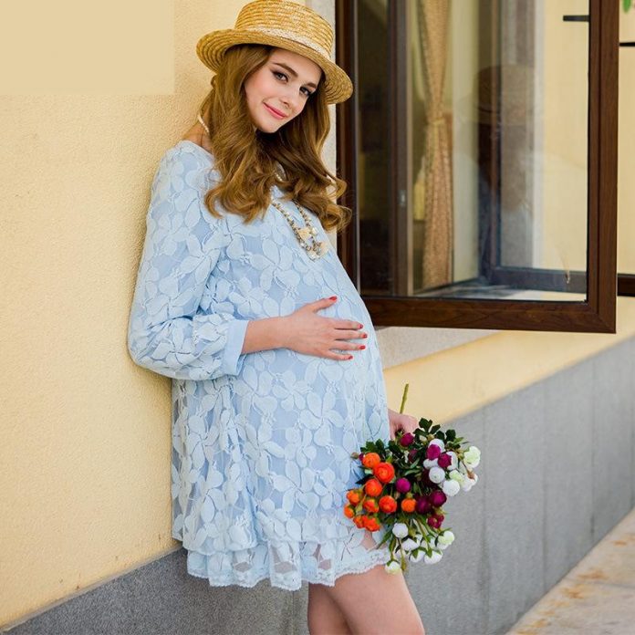 Mote for gravide kvinner 20-20-20: fasjonable klær for gravide bilder