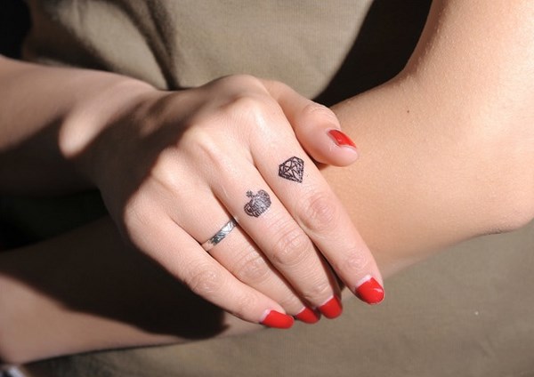 Tatuaje mici originale: fotografii, idei de tatuaje mici pentru fete