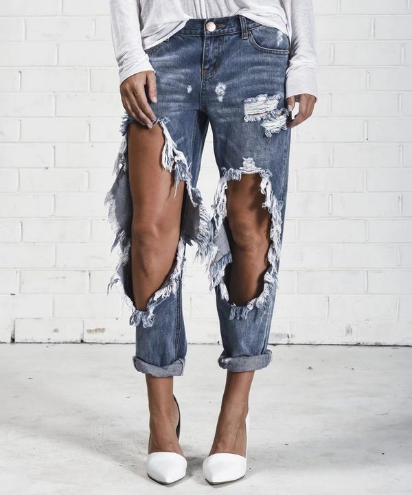 TOP 10 antitrends of 2019 in clothes: what should be thrown out of your closet right now?
