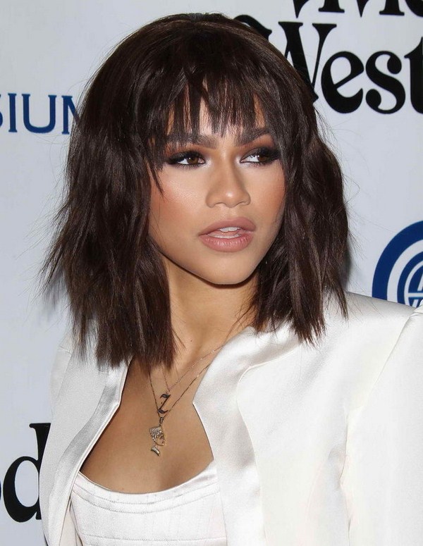 The most fashionable bangs of 2020-2021: beautiful bangs in different styles
