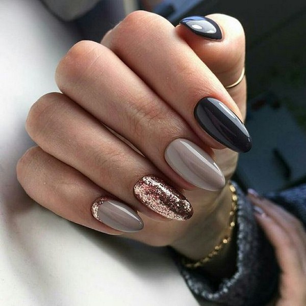 Brilliant New Year's manicure of 2021: photo examples