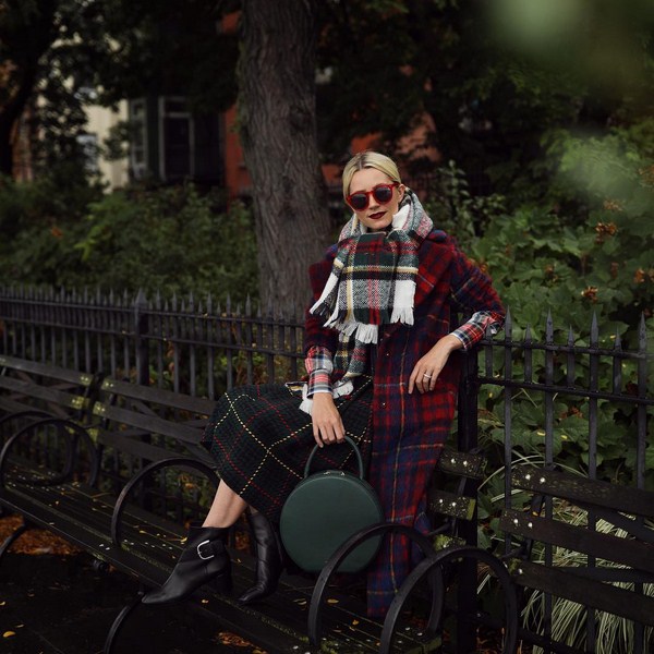 Street fashion street style efterår-vinter 2020-2021: foto-ideer til billeder