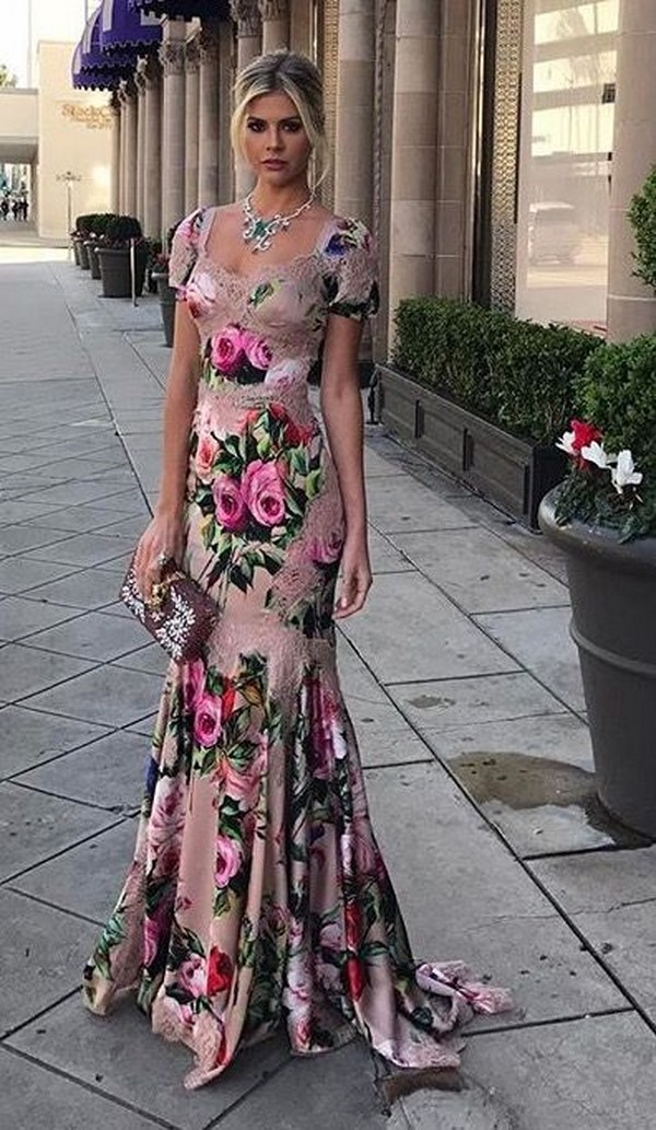 Amazing dresses spring-summer 2020: fashion trends and trends, the best photo news
