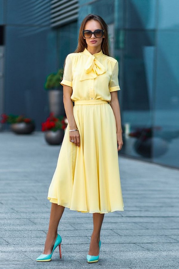 Fantastiske kjoler forår-sommer 2020: modetrends og trends, de bedste fotonyheder