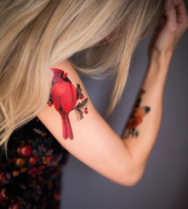 Idees de tatuatges creatius 2020-2021 per a noies: tendències de moda a la foto