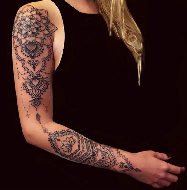 Kreativa tatueringsidéer 2020-2021 för flickor - modetrender på fotot