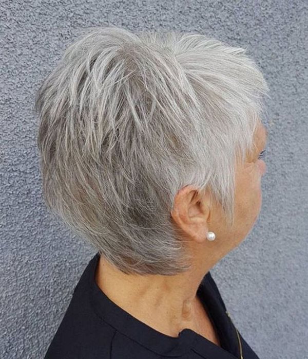 Kiểu tóc thanh lịch 2020-2021 cho phụ nữ 40, 50 và 60 tuổi: vẻ ngoài tươi tắn với kiểu tóc chống lão hóa