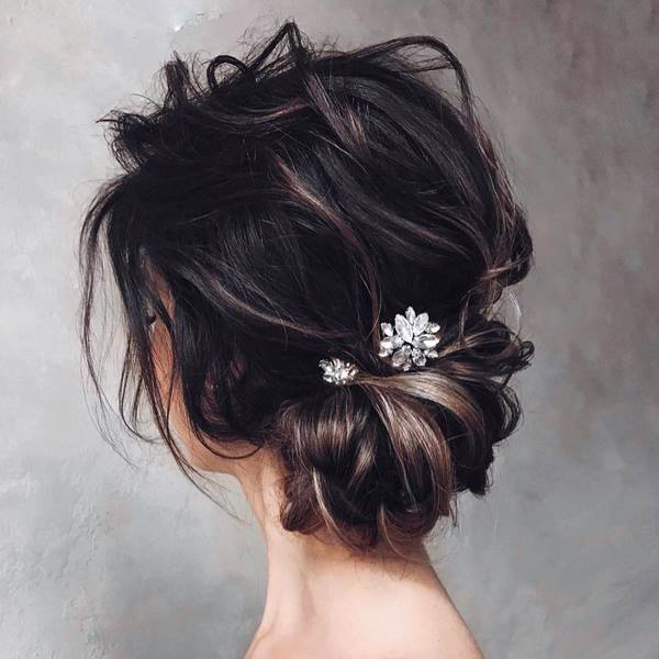 Inspirational hairstyles for the evening: the latest trends and trends 2020-2021