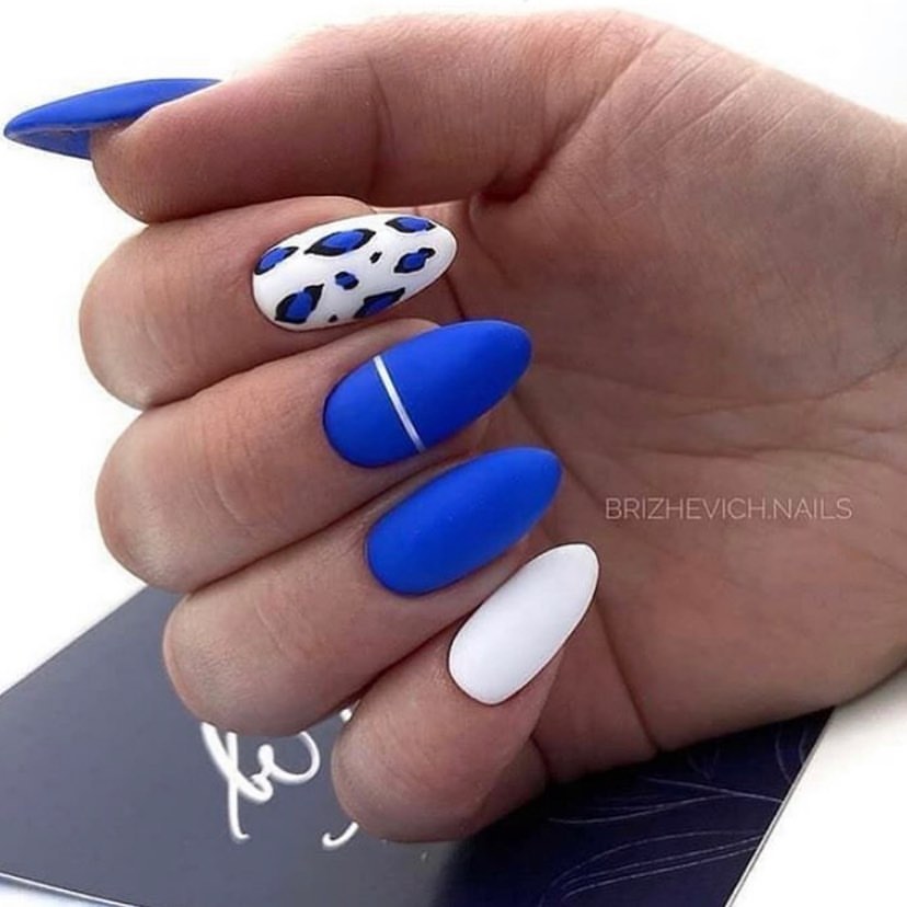 Stylish blue manicure 2020-2021: ideas, news, trends - photo